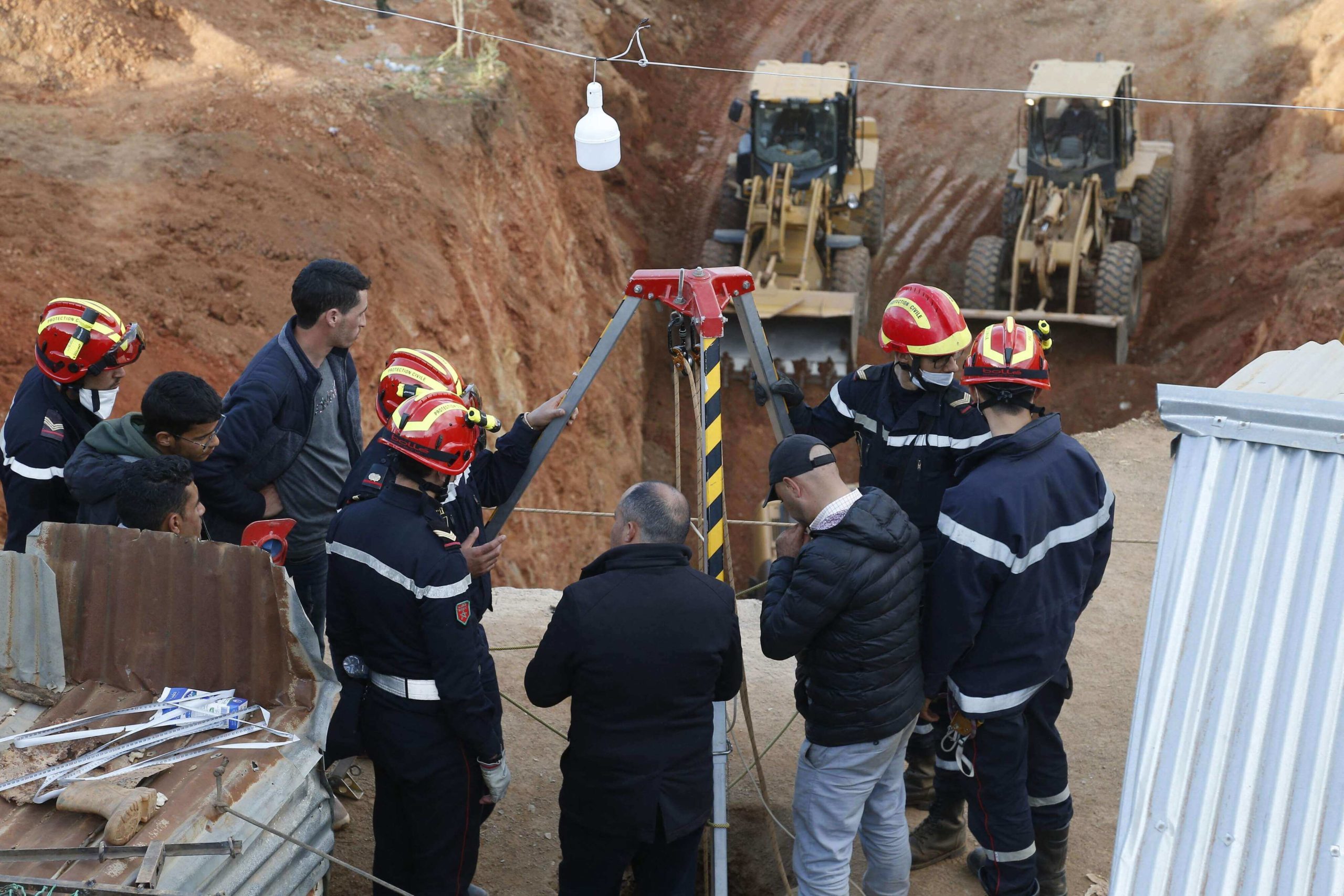 جهود إنقاذ الطفل ريان متواصلة