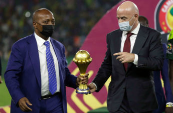 باتريس موتسيبي وجياني إينفانتينو