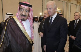 الرئيس الأمريكي جو بايدن مع ملك السعودية بن سلمان