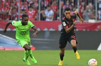 لاعب الوسط المهاجم الشاب في صفوف بايرن ميونيخ جمال موسيالا