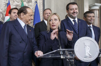 جورجيا ميلوني أول امرأة تتولى منصب رئيس الوزراء في إيطاليا