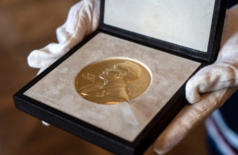 موسم جوائز نوبل