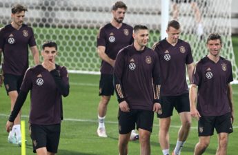 لاعبو ألمانيا يتغيبون عن المؤتمر الصحافي