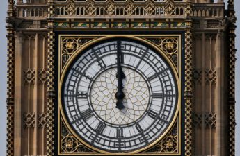 بيغ بن ساعة لندن الشهيرة