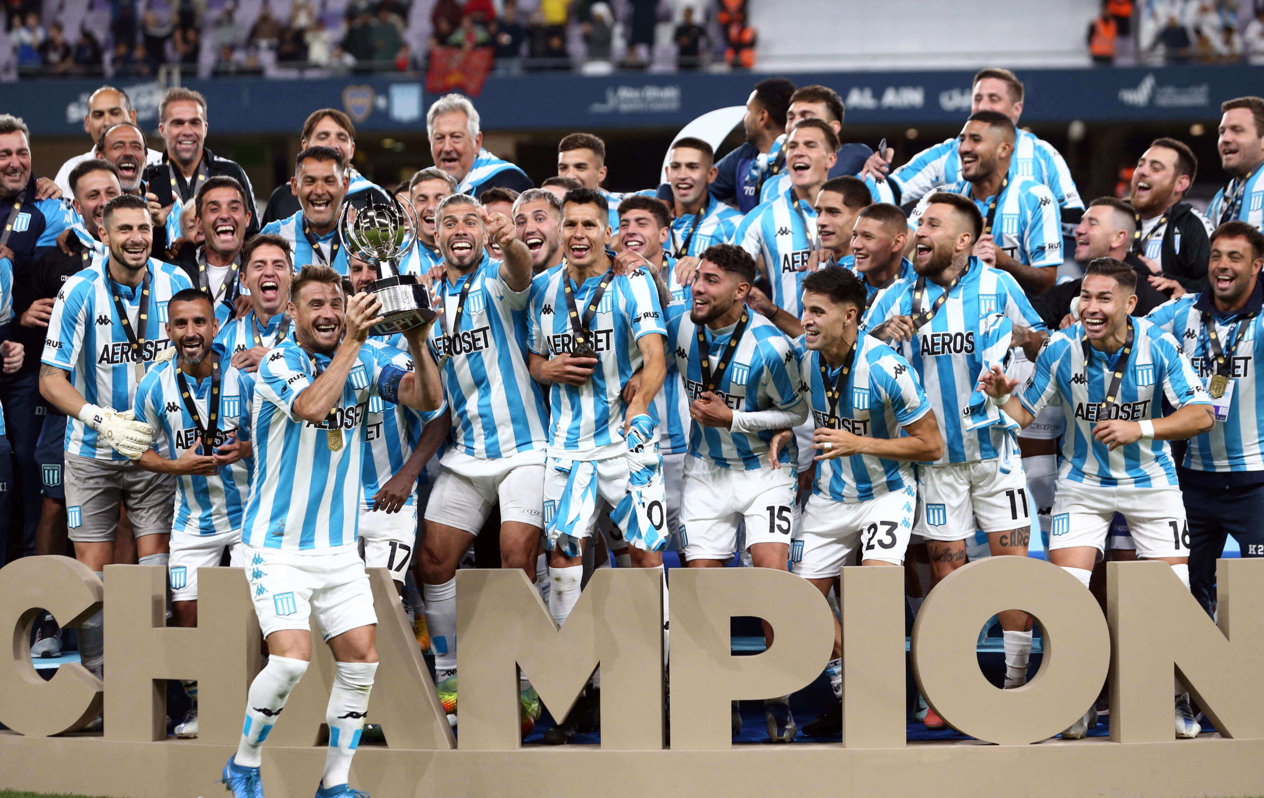 أحرز راسينغ كلوب لقب النسخة الاولى من الكأس السوبر الأرجنتينية الدولية لكرة القدم