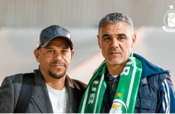 محمد الزوابي مع مواطنه طارق الجراية