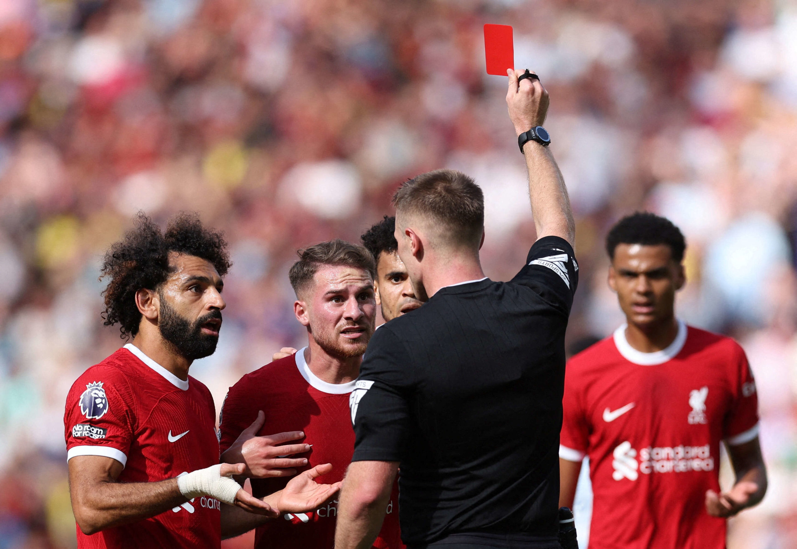 لاعب الوسط ألكسيس ماك أليستر