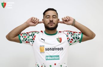 يوسف البلايلي مهاجم مولودية الجزائر