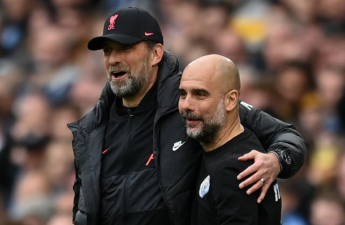 الألماني يورغن كلوب مدرب ليفربول مع الإسباني بيب غوارديولا