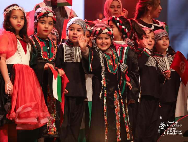 فلسطين في مهرجان الأغنية التونسية