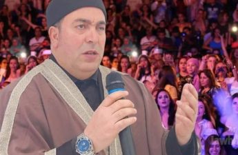 المطرب والمنشد علي المومني
