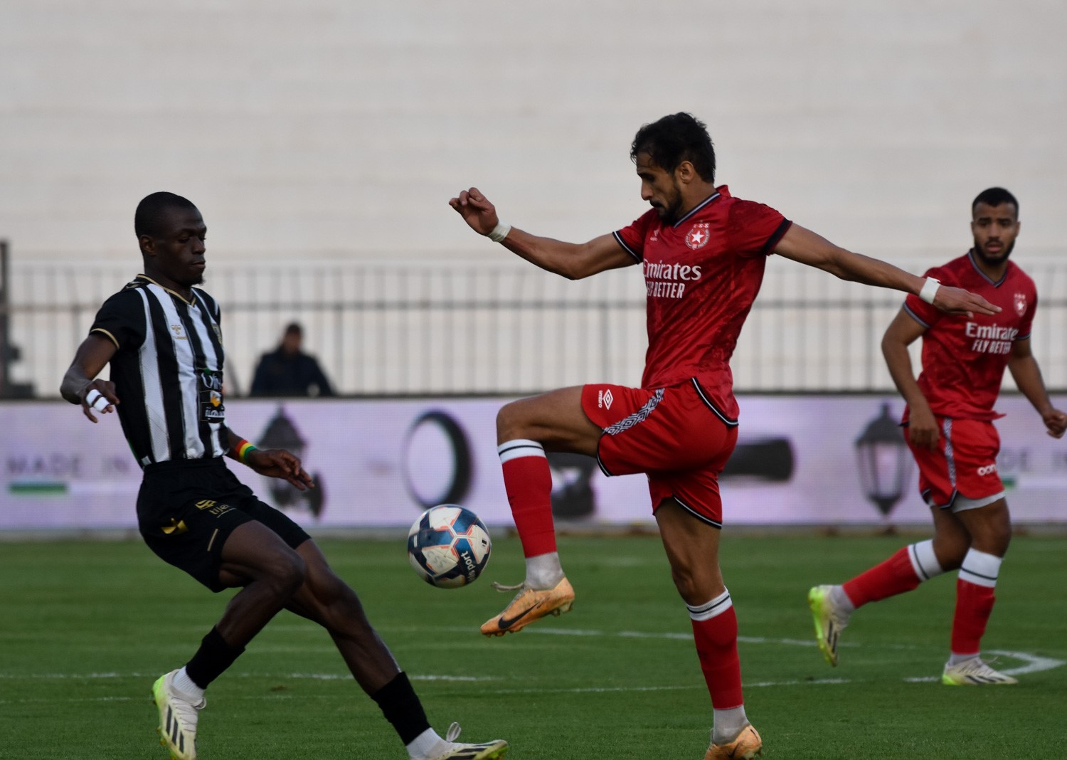 مباراة النادي الصفاقسي مع ضيفه النجم الساحلي