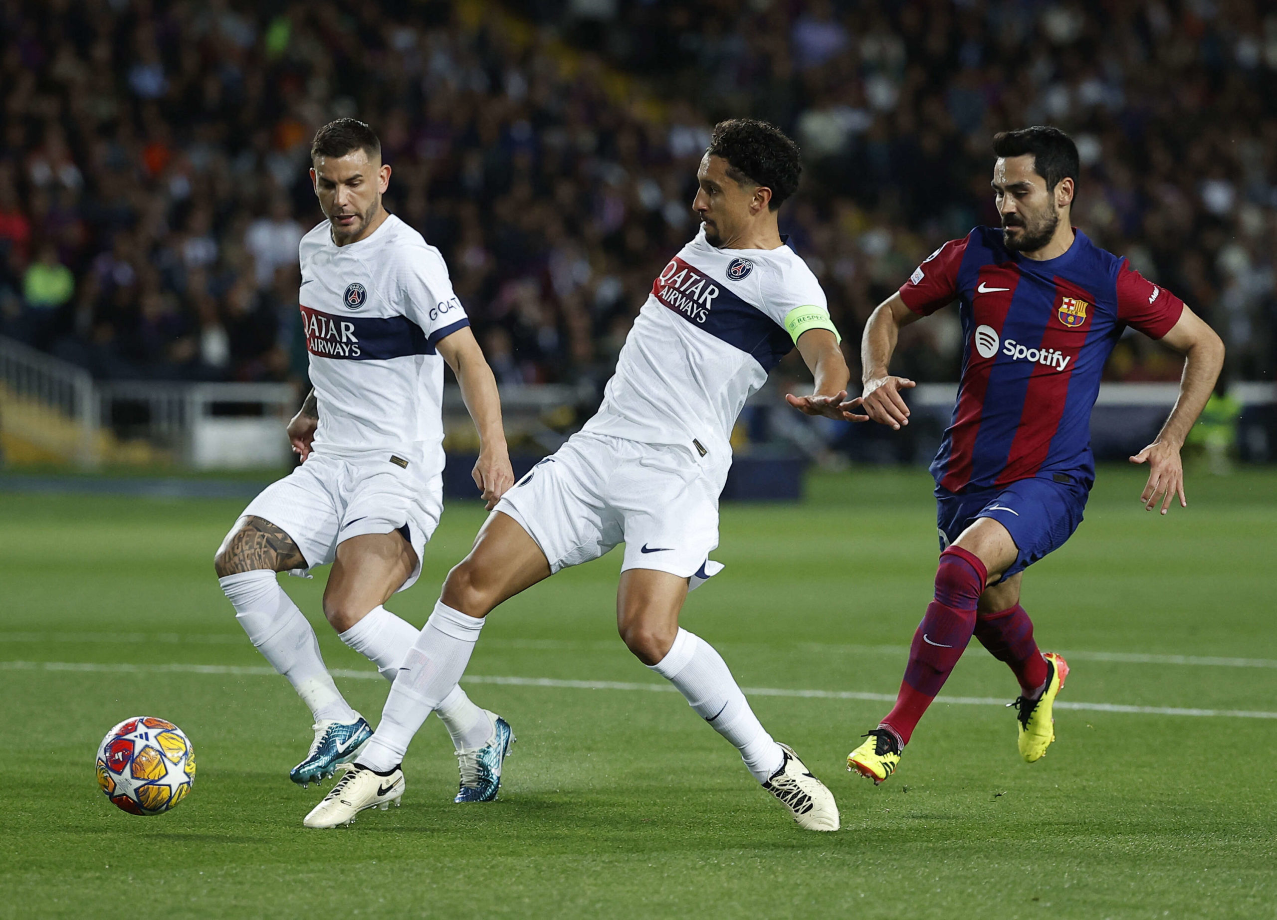 إيلكاي غندوغان لاعب وسط برشلونة