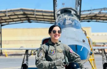 أوّل قائدة طائرة حربية مقاتلة في تونس