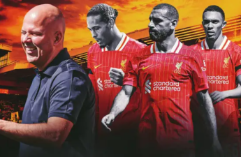 الهولندي أرنه سلوت مع المصري محمد صلاح والقائد الهولندي فيرجيل فان دايك وترنت الكسندر-أرنولد