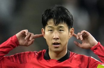 لاعب منتخب كوريا الجنوبية سون جون هو