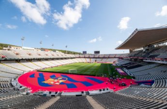 ملعب برشلونة المؤقت "مونتجويك"