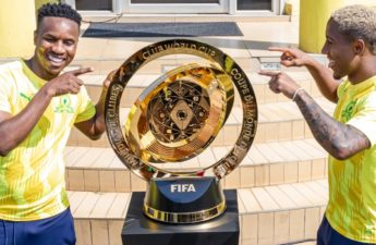مجسم الكأس الجديد لبطولة كأس العالم للأندية