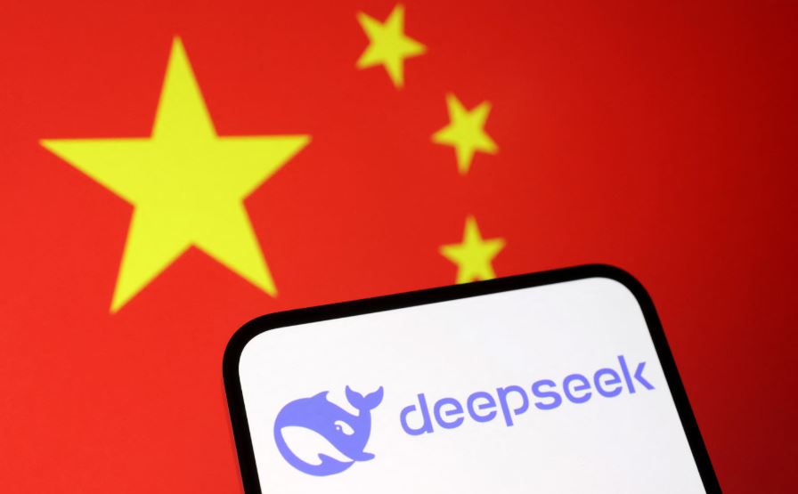 هزت شركة DeepSeek الصينية الصغيرة قطاع الذكاء الاصطناعي التوليدي
