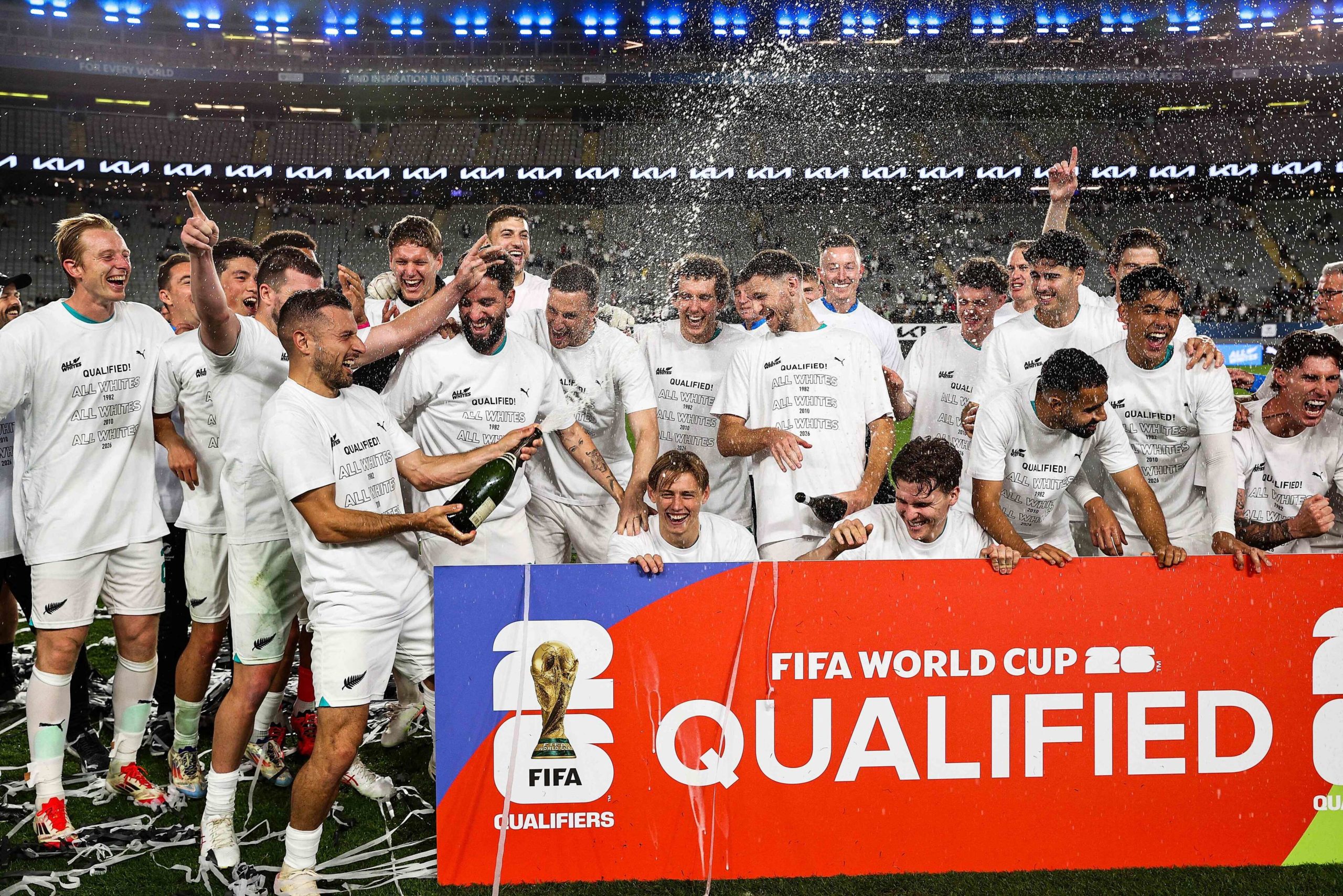 تأهلت نيوزيلندا إلى نهائيات كأس العالم لكرة القدم 2026