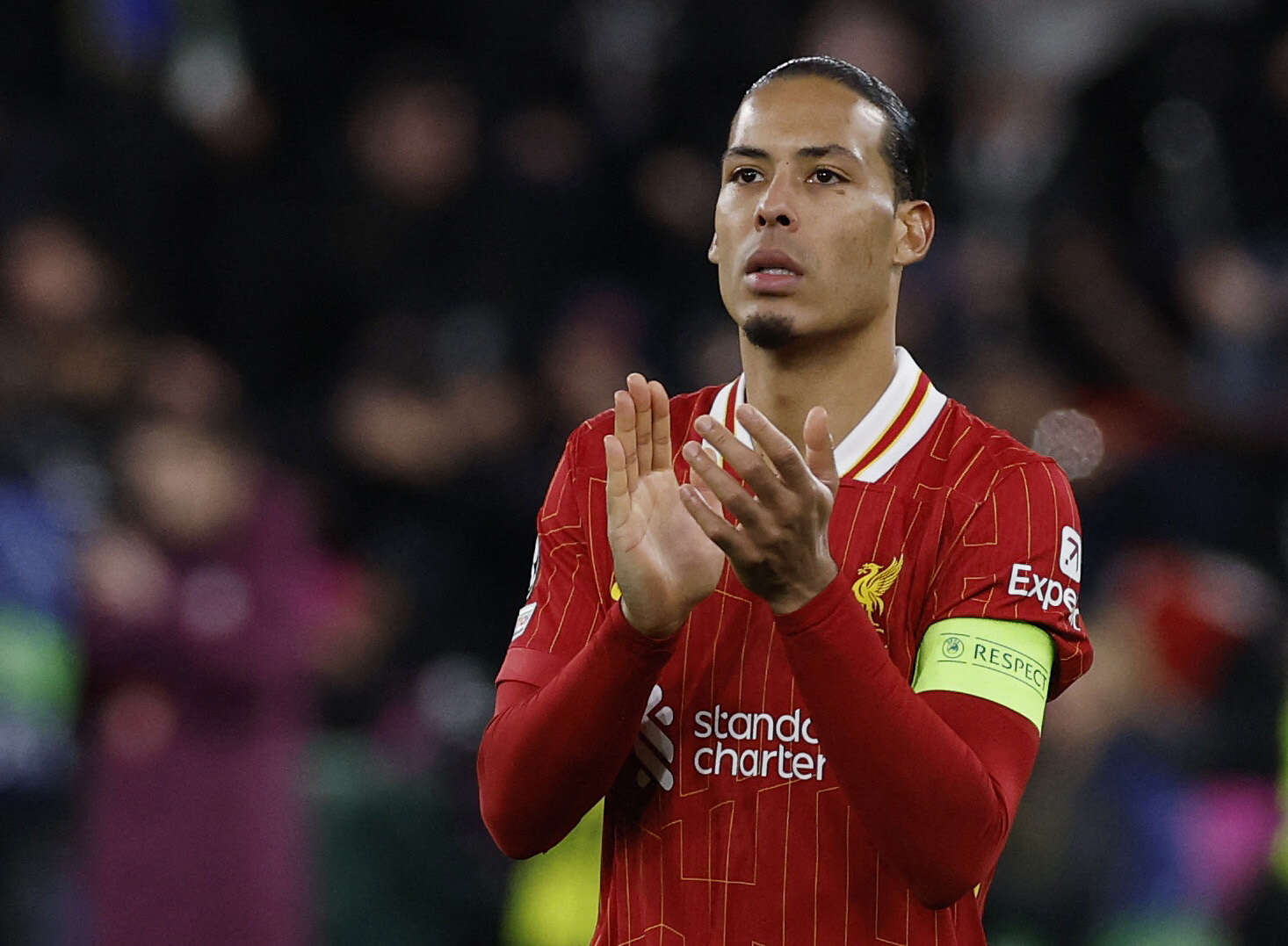 قائد ليفربول متصدر الدوري الإنجليزي لكرة القدم المدافع الهولندي فيرجيل فان دايك