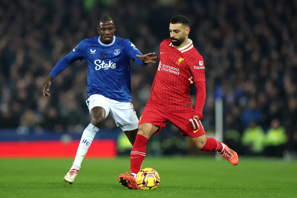 ليفربول يستقبل جاره إيفرتون في ديربي "مرسيسايد"
