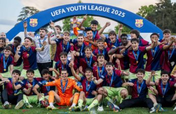 توج برشلونة الإسباني بلقب دوري أبطال أوروبا للشباب