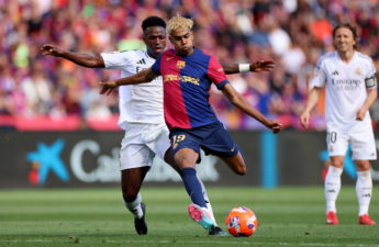 برشلونة يحسم الكلاسيكو الدراماتيكي أمام ريال مدريد