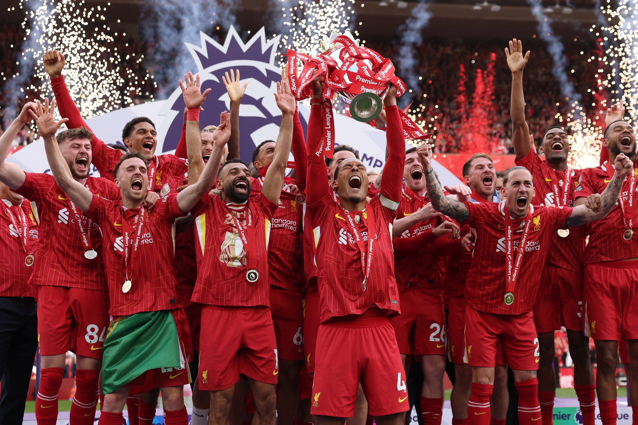 ليفربول البطلفي الدوري الإنجليزي