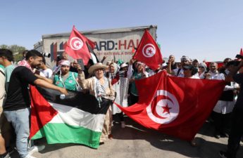 دخول "قافلة الصمود" المغاربية إلى الأراضي الليبية