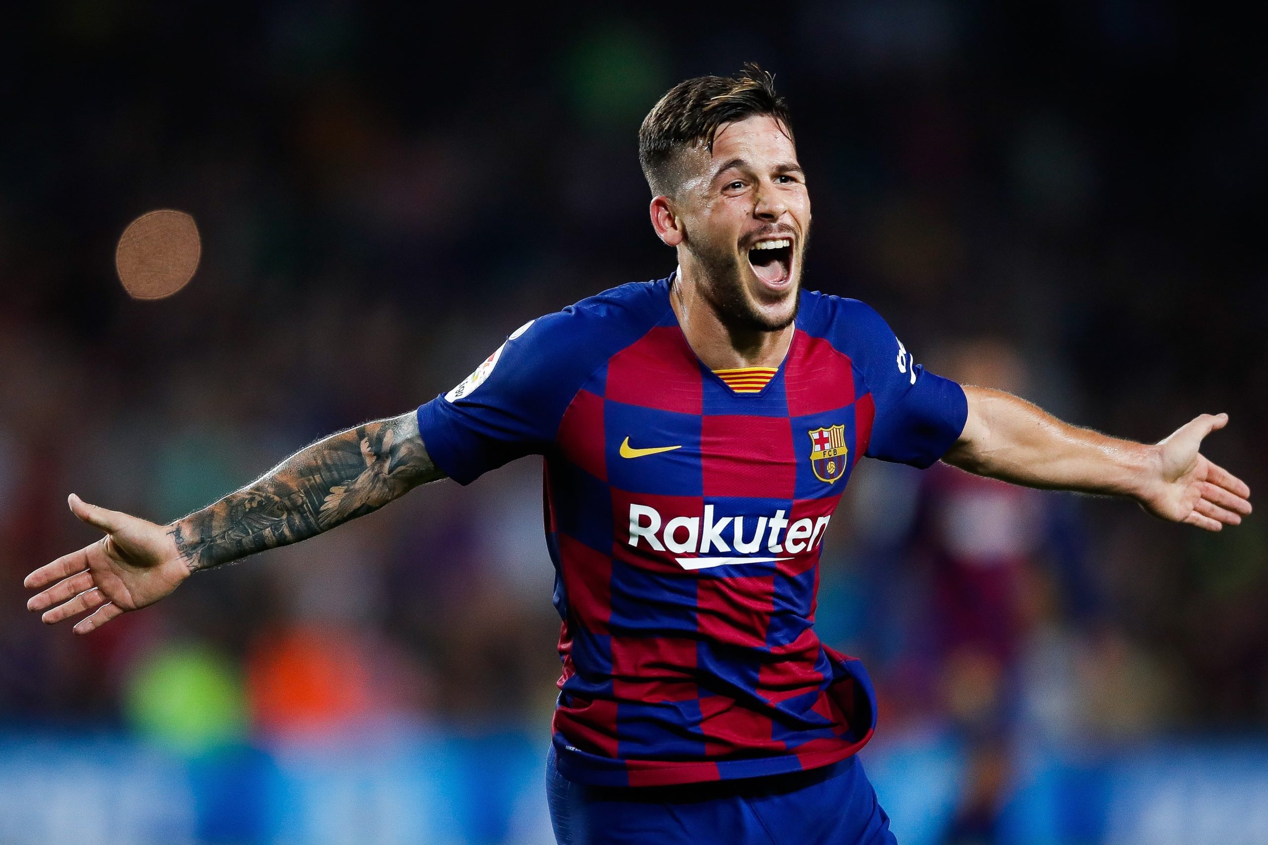 كارلوس بيريز لاعب برشلونة الإسباني سابقا