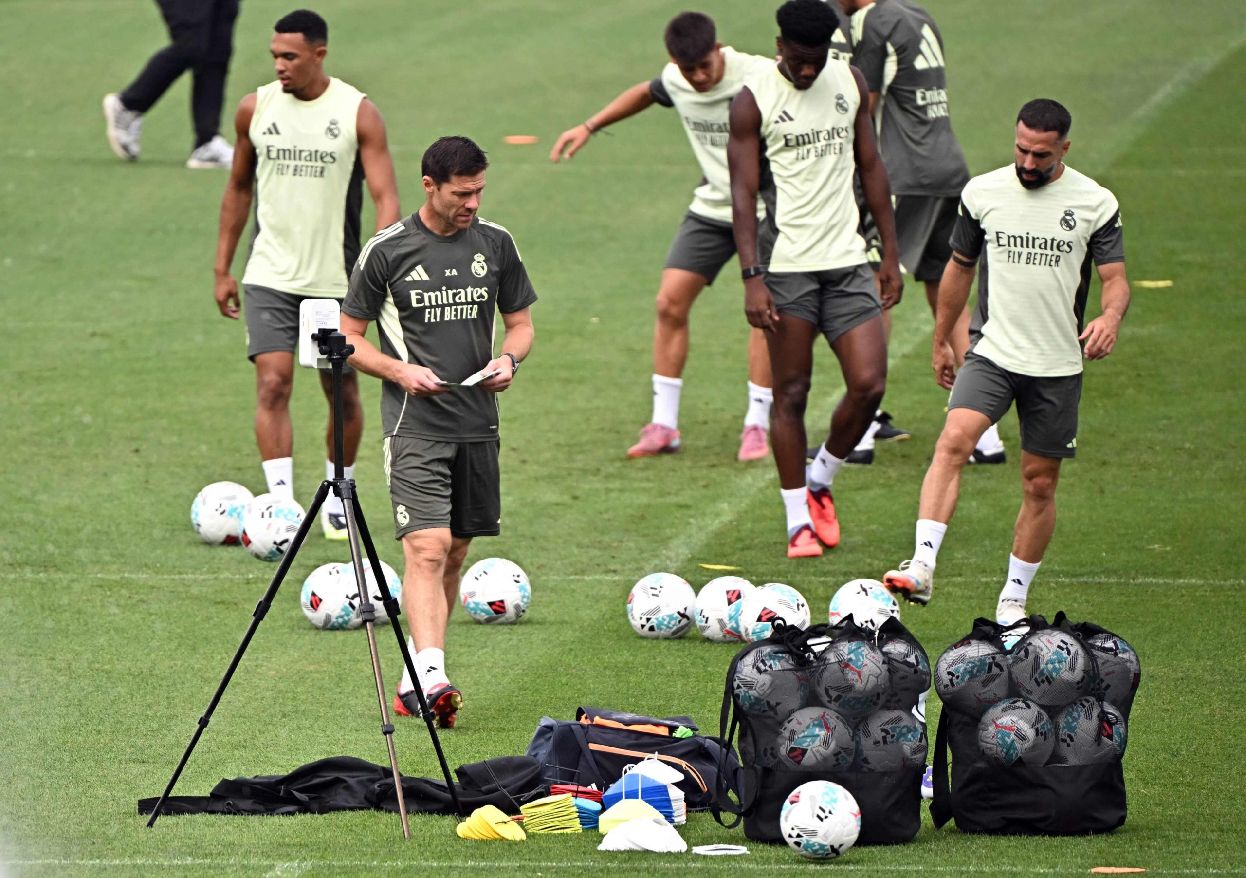 الإسباني شابي ألونسو مدرب ريال مدريد