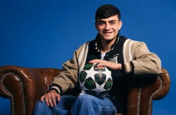 لاعب وسط برشلونة بيدري غونزاليس