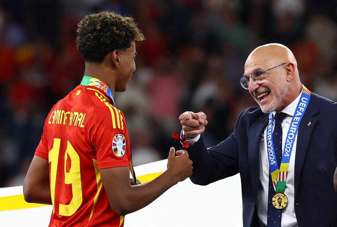 مدرب المنتخب الإسباني لويس دي لا فوينتي