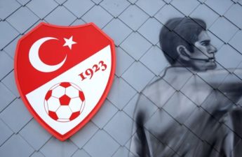 الحكام في تركيا متهمون بالمراهنة