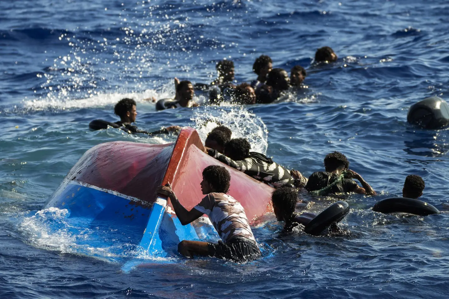 انقلاب قارب مهاجرين