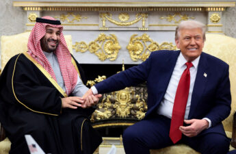 دونالد ترامب مع ولي العهد السعودي الأمير محمد بن سلمان