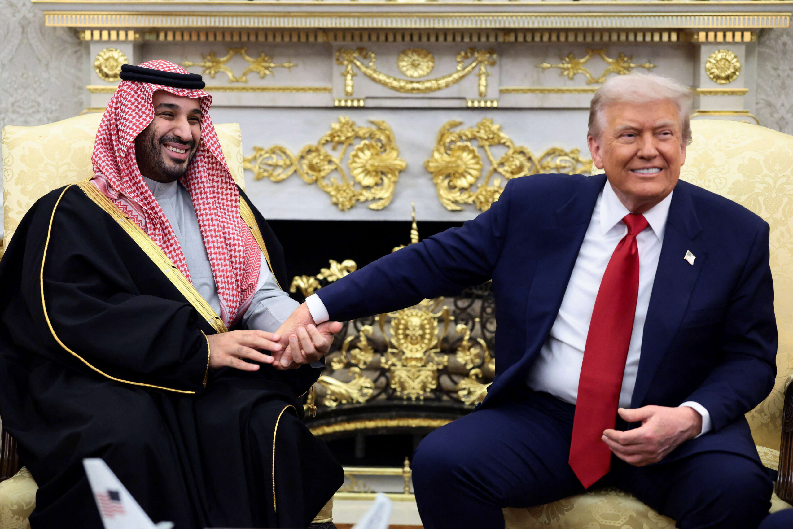 دونالد ترامب مع ولي العهد السعودي الأمير محمد بن سلمان