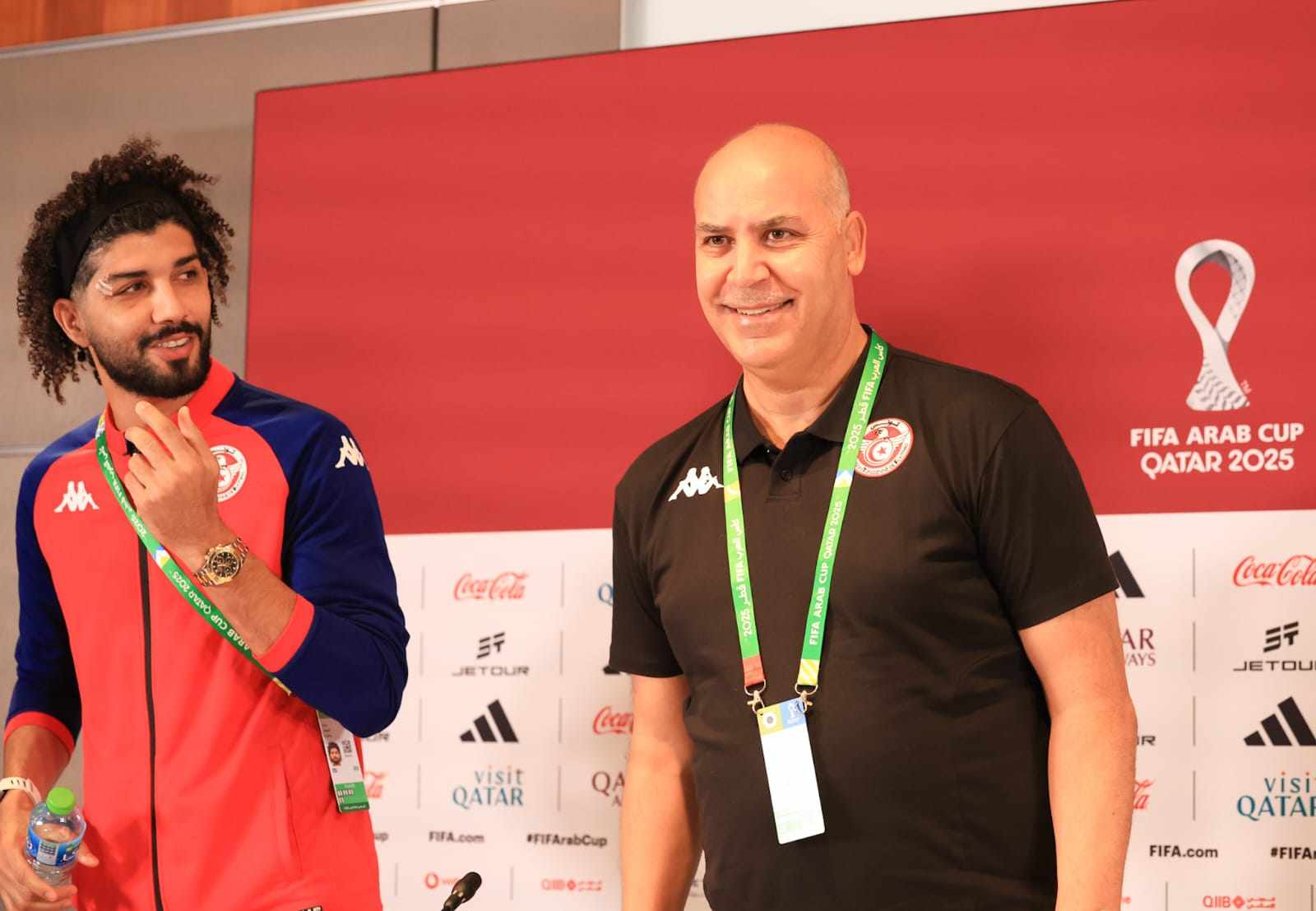 مدرب منتخب تونس سامي الطرابلسي مع قائده فرجاني ساسي