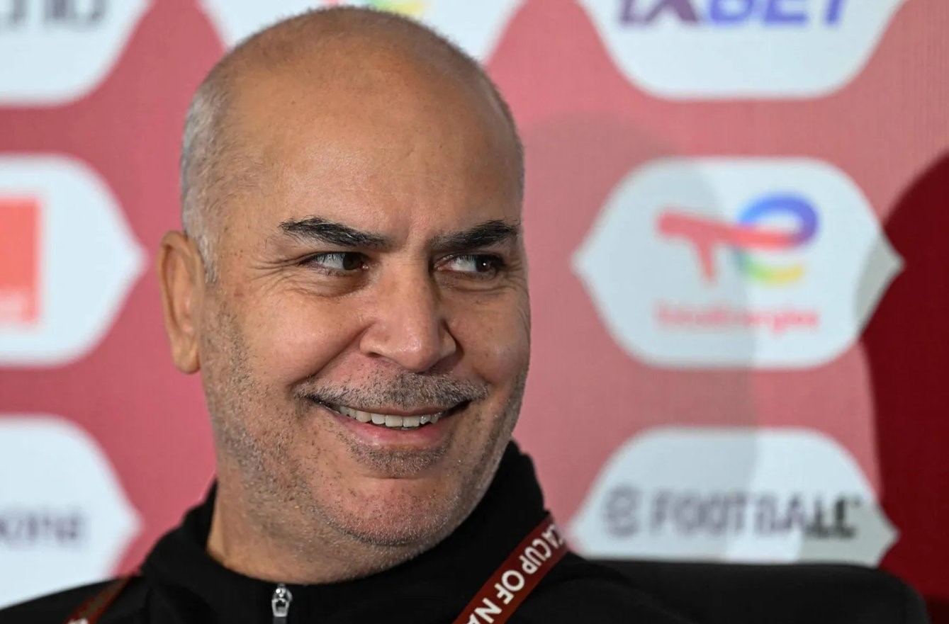مدرب المنتخب التونسي لكرة القدم سامي الطرابلسي