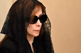 المغنيّة اللبنانية الكبيرة فيروز