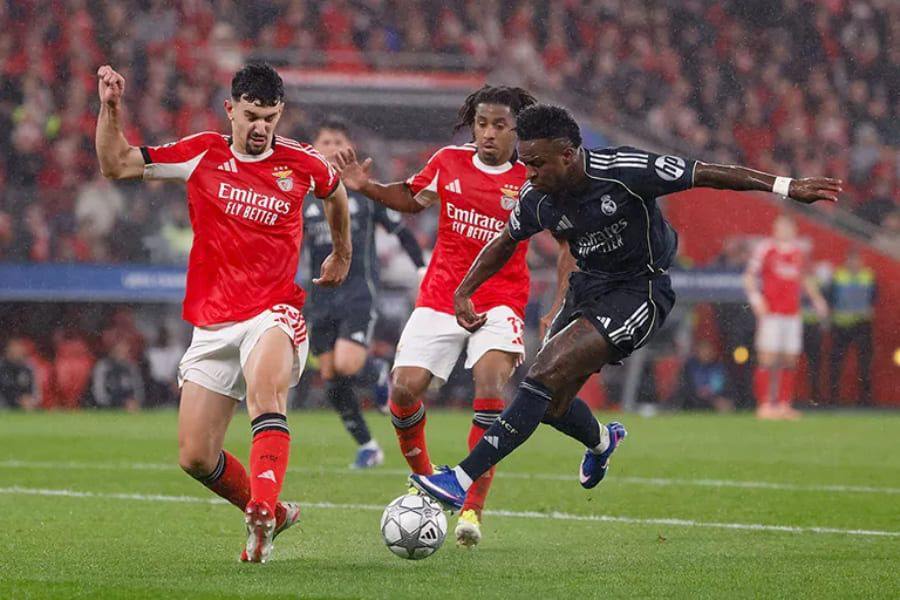 مواجهة مرتقبة تجمع بين بنفيكا البرتغالي وريال مدريد الإسباني