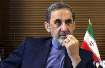 مستشار قائد الثورة الإيرانية للشؤون الدولية علي أكبر ولايتي
