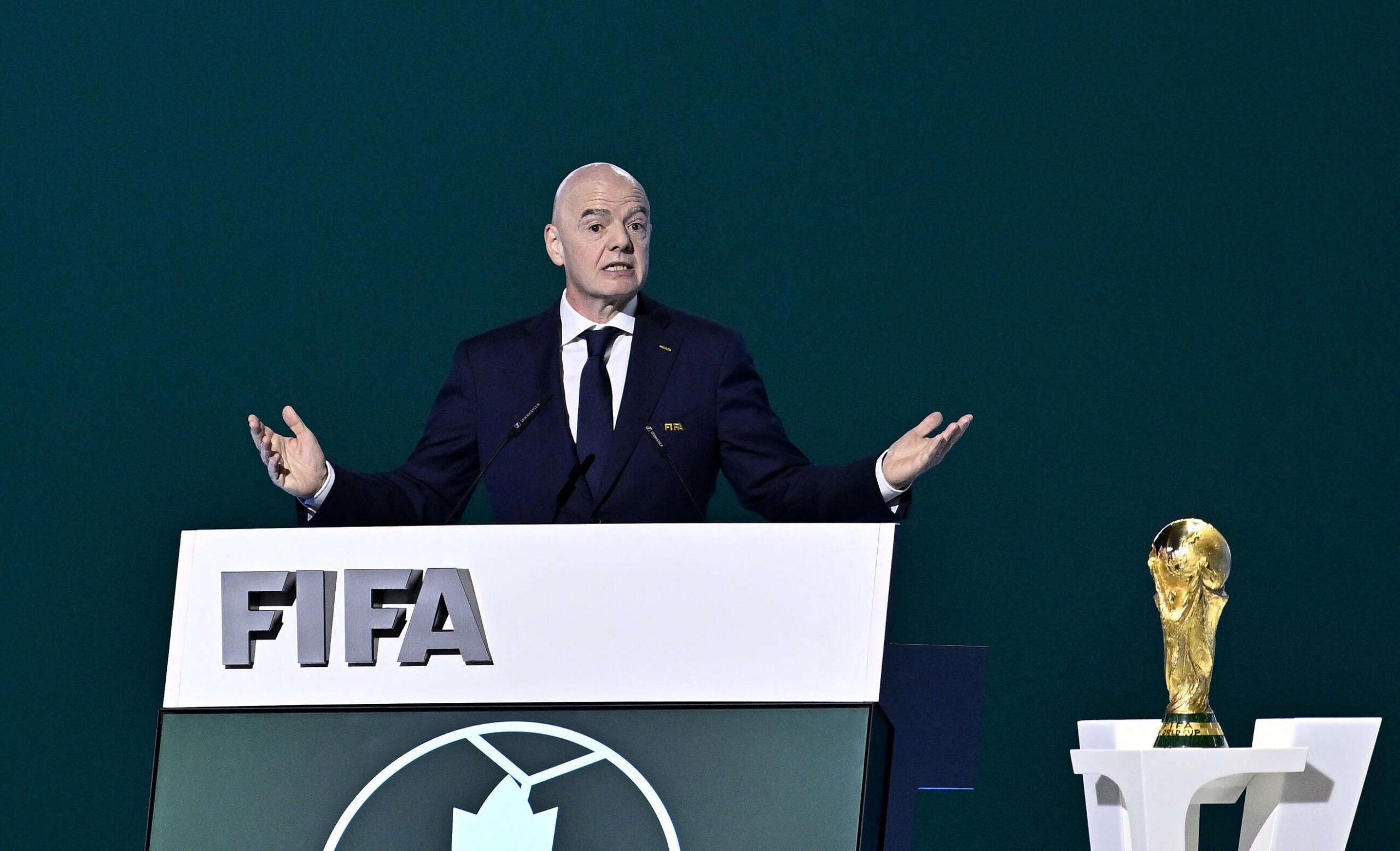 جياني إنفانتينو رئيس الاتحاد الدولي لكرة ‌القدم (الفيفا)