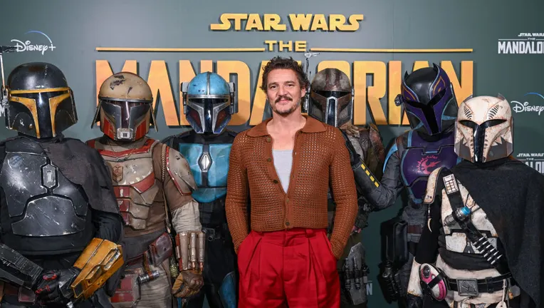 فيلم حرب النجوم الجديد The Mandalorian and Grogu