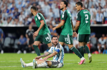 سقوط "محاربي الصحراء" المؤلم بثلاثية نظيفة أمام منتخب الأرجنتين حامل اللقب