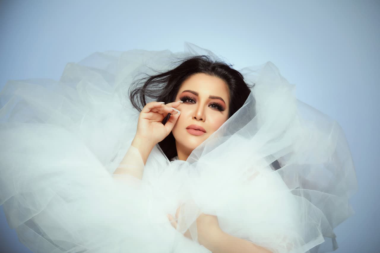 الفنانة التونسية يسرى المحنوش